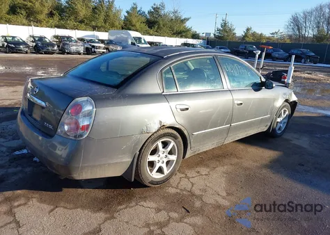 2005 Nissan Altima 2.5 S z USA, uszkodzony, nr VIN 1N4AL11D25N489391